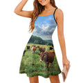 Long maxi dress with farm cow style straps, sleeveless, loose fit, ideal for the beach.